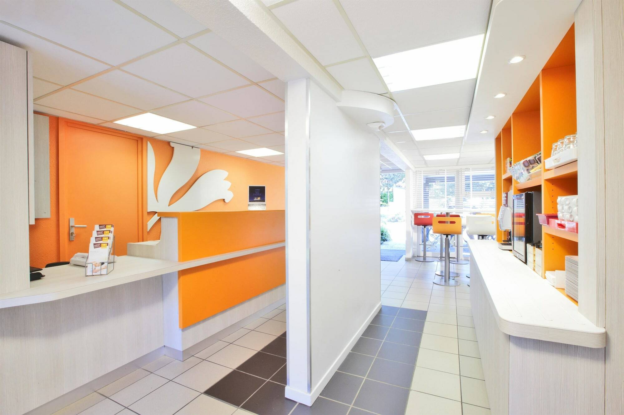 Premiere Classe Valenciennes Ouest Petite Foret Buitenkant foto
